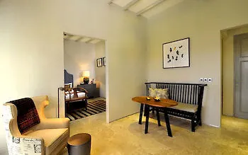 Guest house & Vespa 2 Seminyak (Bali)