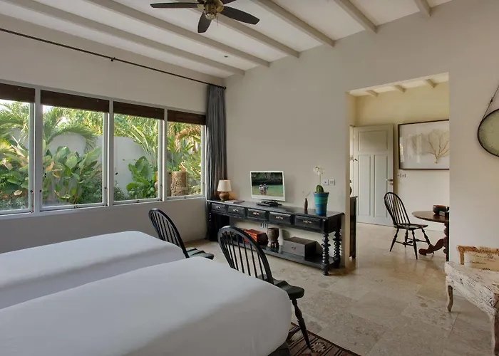 & Vespa 2 Guest house Seminyak (Bali)