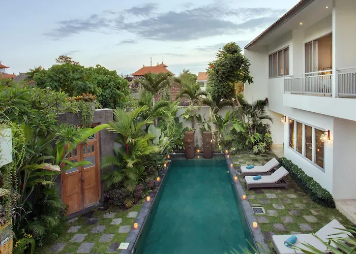 & Vespa 2 Guest house Seminyak (Bali)